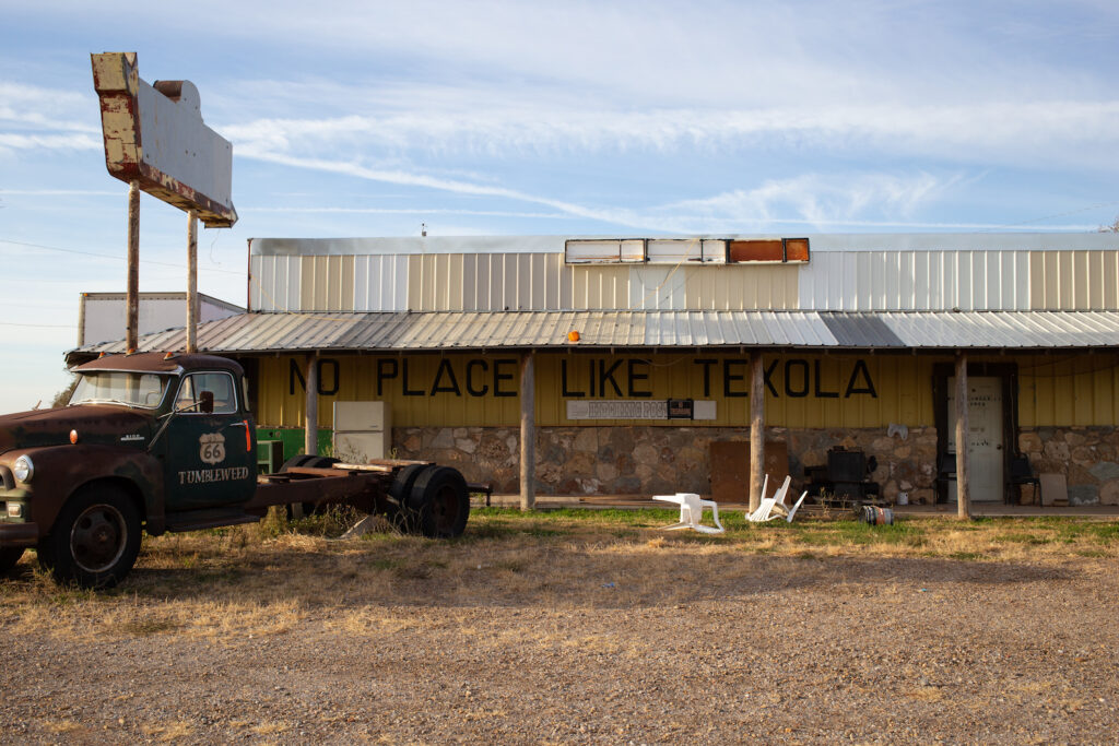 rundown building in Texola, Oklahoma along Route 66