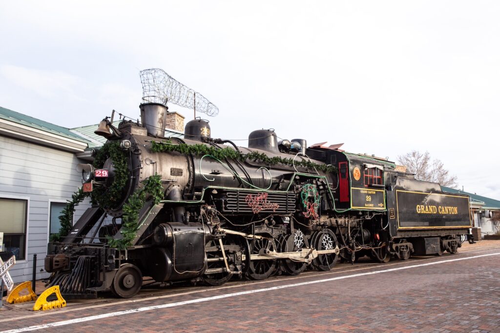 locomotive decorated for Christmas at Grand Canyon Railway
