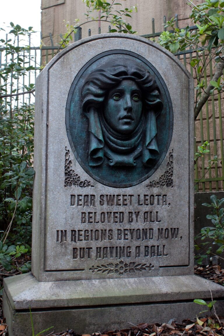 Madame Leota tombstone at the Haunted Mansion