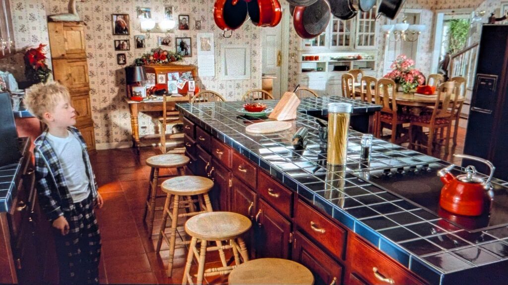 Home Alone kitchen set