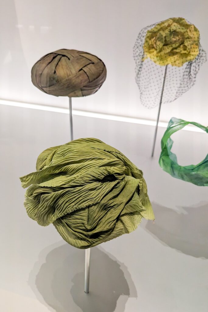 hat that looks like a head of lettuce